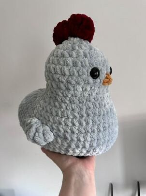 Mama Maran The Hen Crochet Pattern