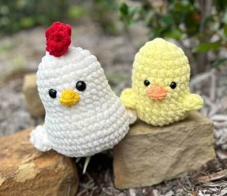 Mama Maran The Hen Crochet Pattern