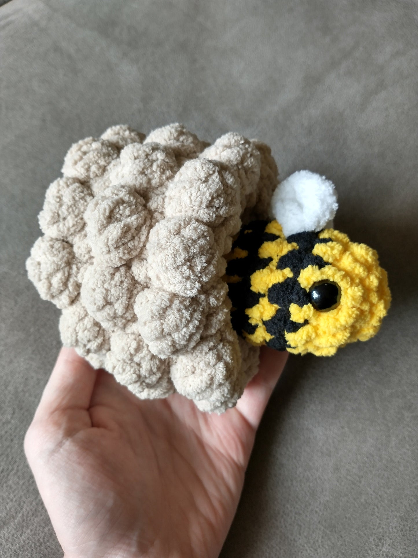 Pop Bee Crochet Pattern